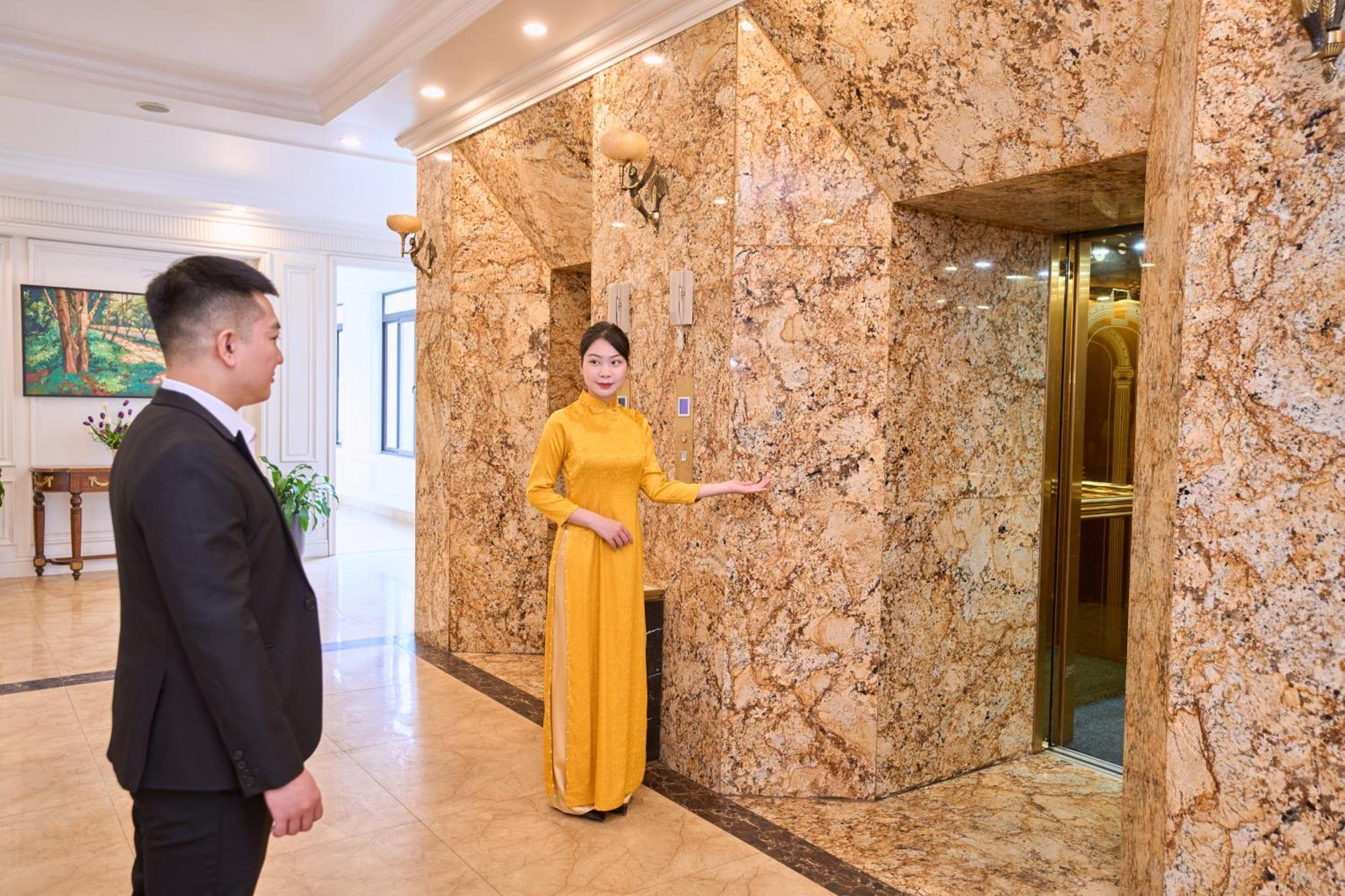 Le Haute Hotel Хайфонг Екстериор снимка