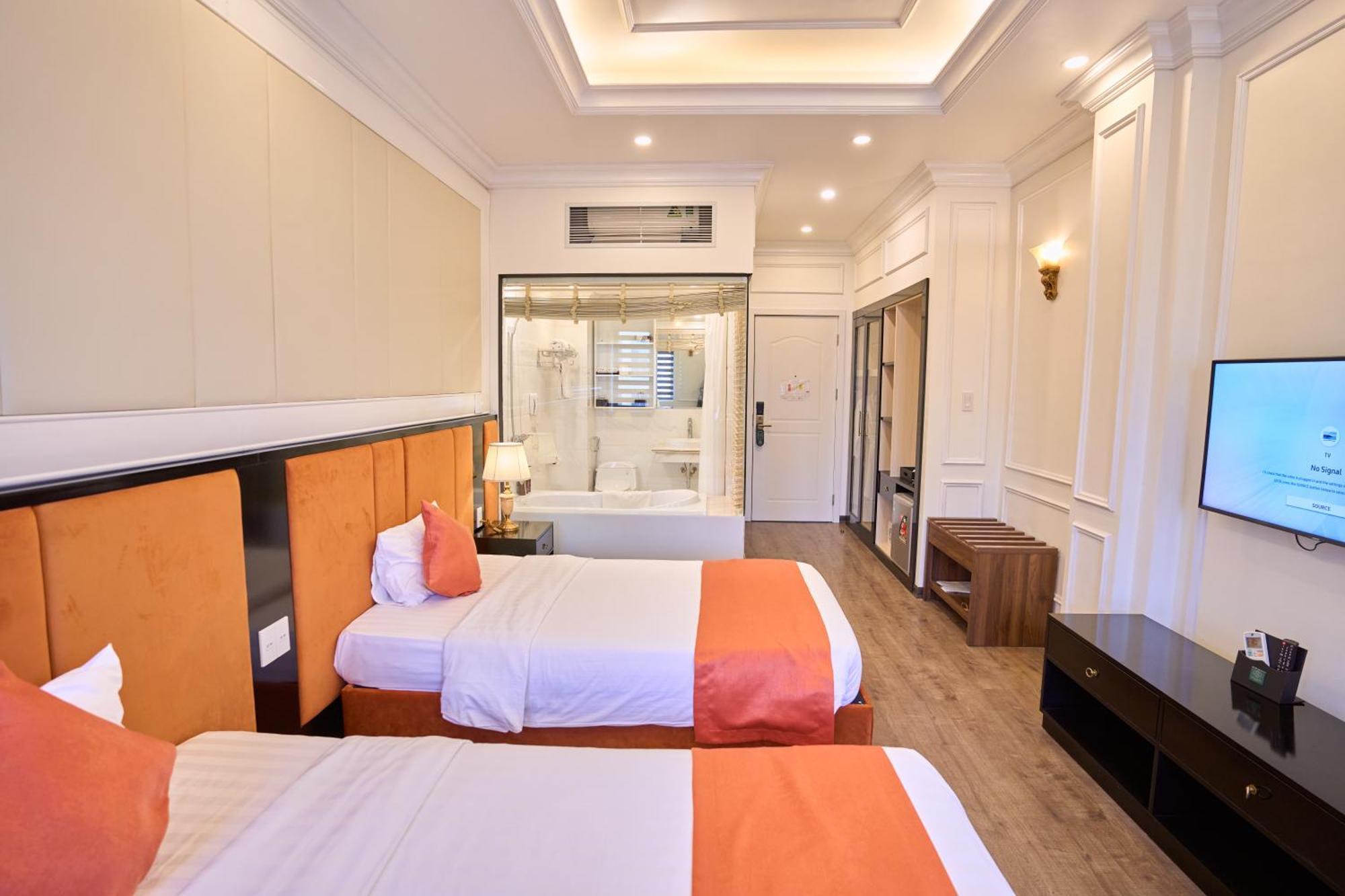 Le Haute Hotel Хайфонг Екстериор снимка